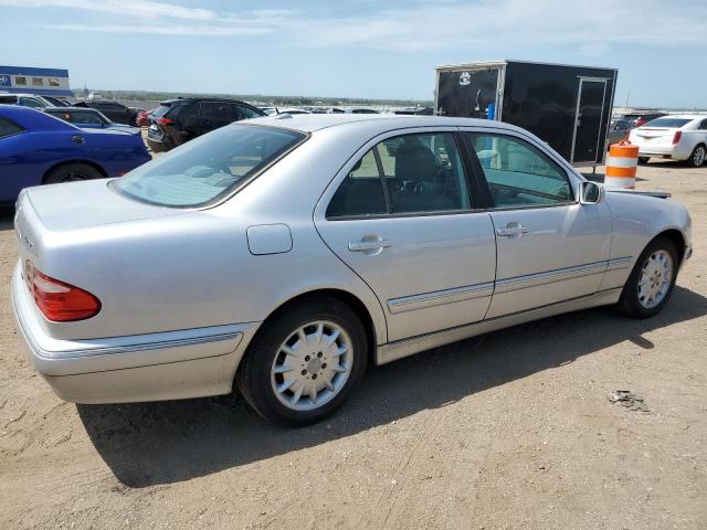 Photo 2 VIN: WDBJF82J92X065591 - MERCEDES-BENZ E 320 4MAT 