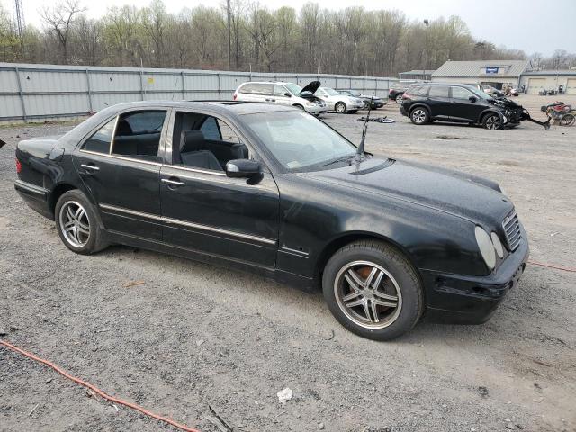 Photo 3 VIN: WDBJF82J9YX037430 - MERCEDES-BENZ E-CLASS 