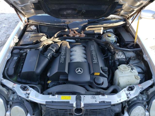 Photo 10 VIN: WDBJF83J61X043724 - MERCEDES-BENZ E-CLASS 