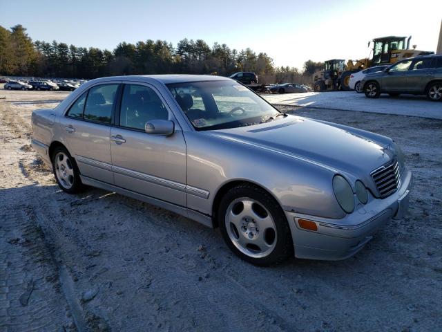 Photo 3 VIN: WDBJF83J61X043724 - MERCEDES-BENZ E-CLASS 