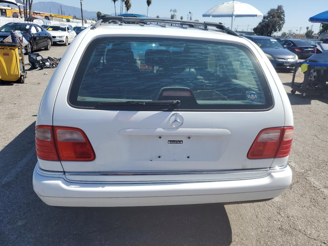 Photo 5 VIN: WDBJH65F2WA684676 - MERCEDES-BENZ E-KLASSE 