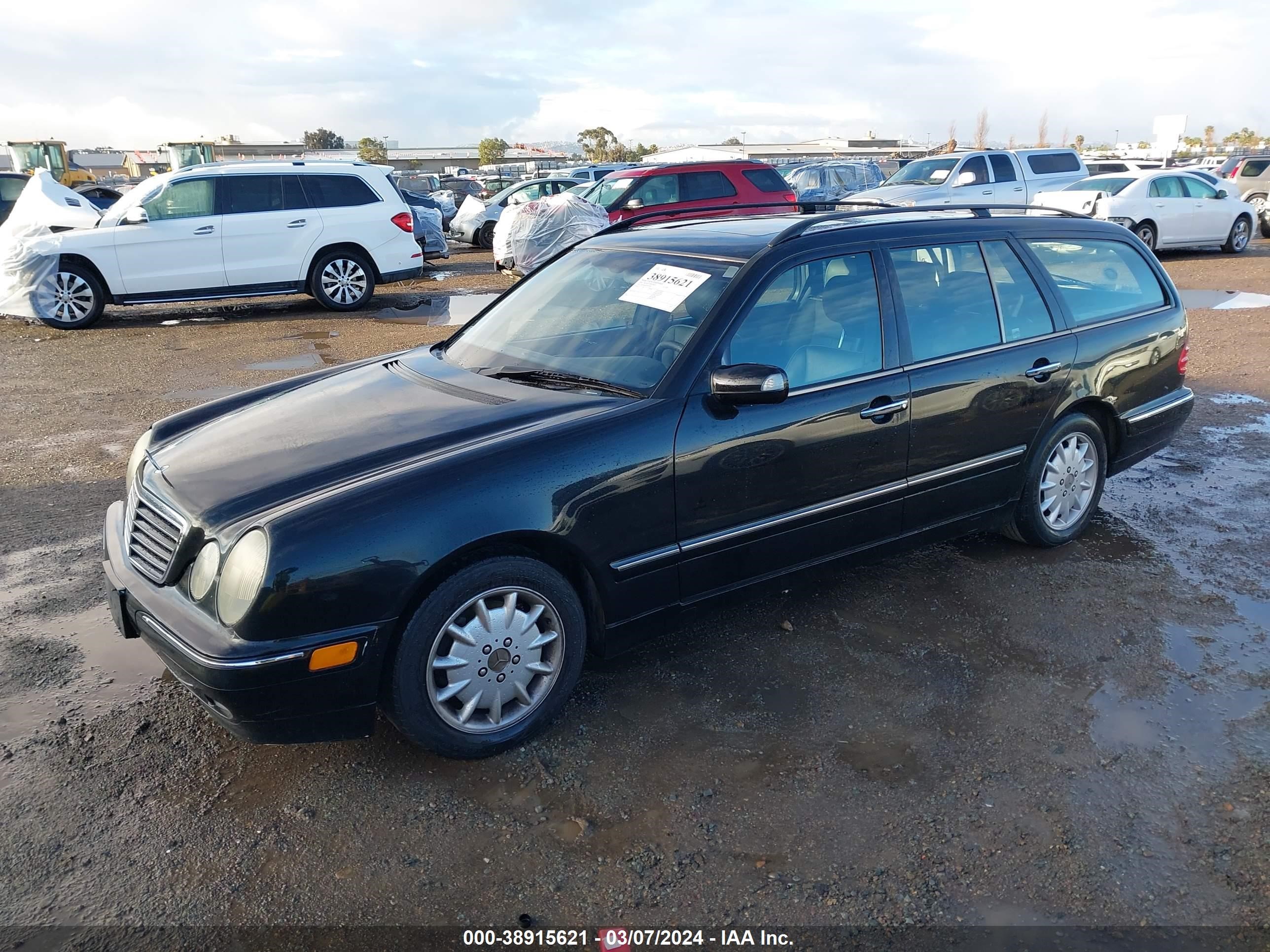 Photo 1 VIN: WDBJH65J01B203928 - MERCEDES-BENZ NULL 