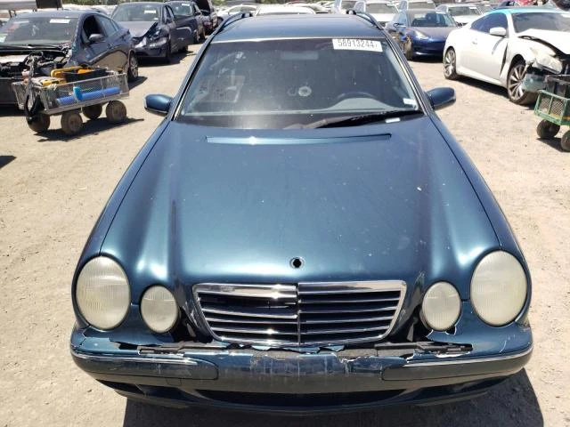 Photo 4 VIN: WDBJH65J2YB161191 - MERCEDES-BENZ E 320 