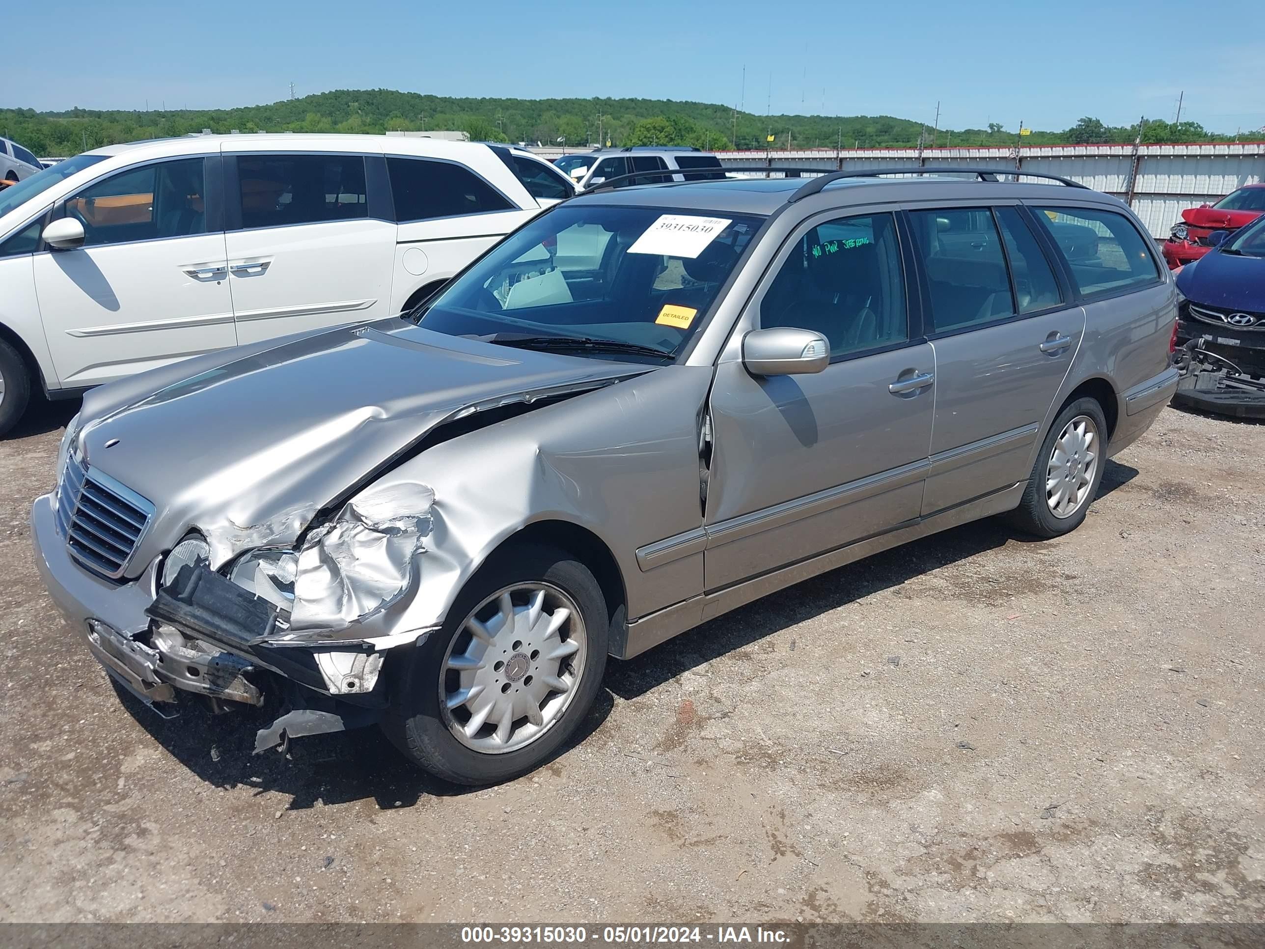 Photo 1 VIN: WDBJH65J63X089150 - MERCEDES-BENZ NULL 