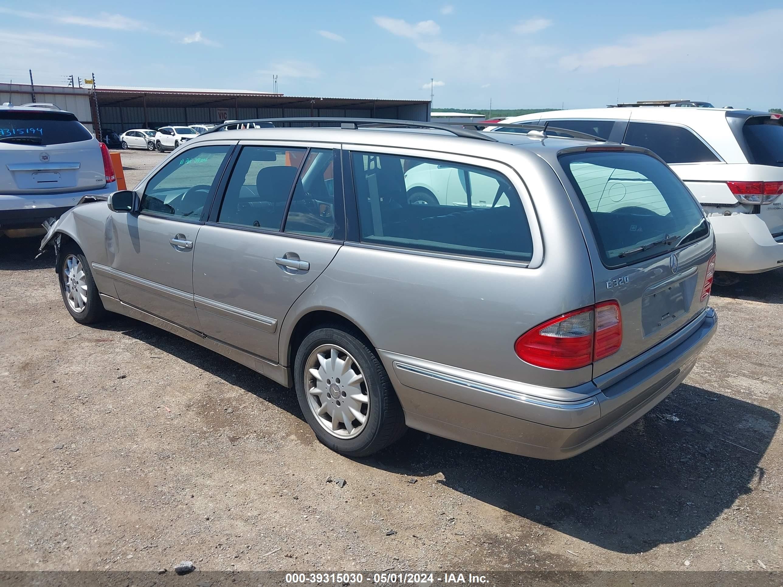 Photo 2 VIN: WDBJH65J63X089150 - MERCEDES-BENZ NULL 