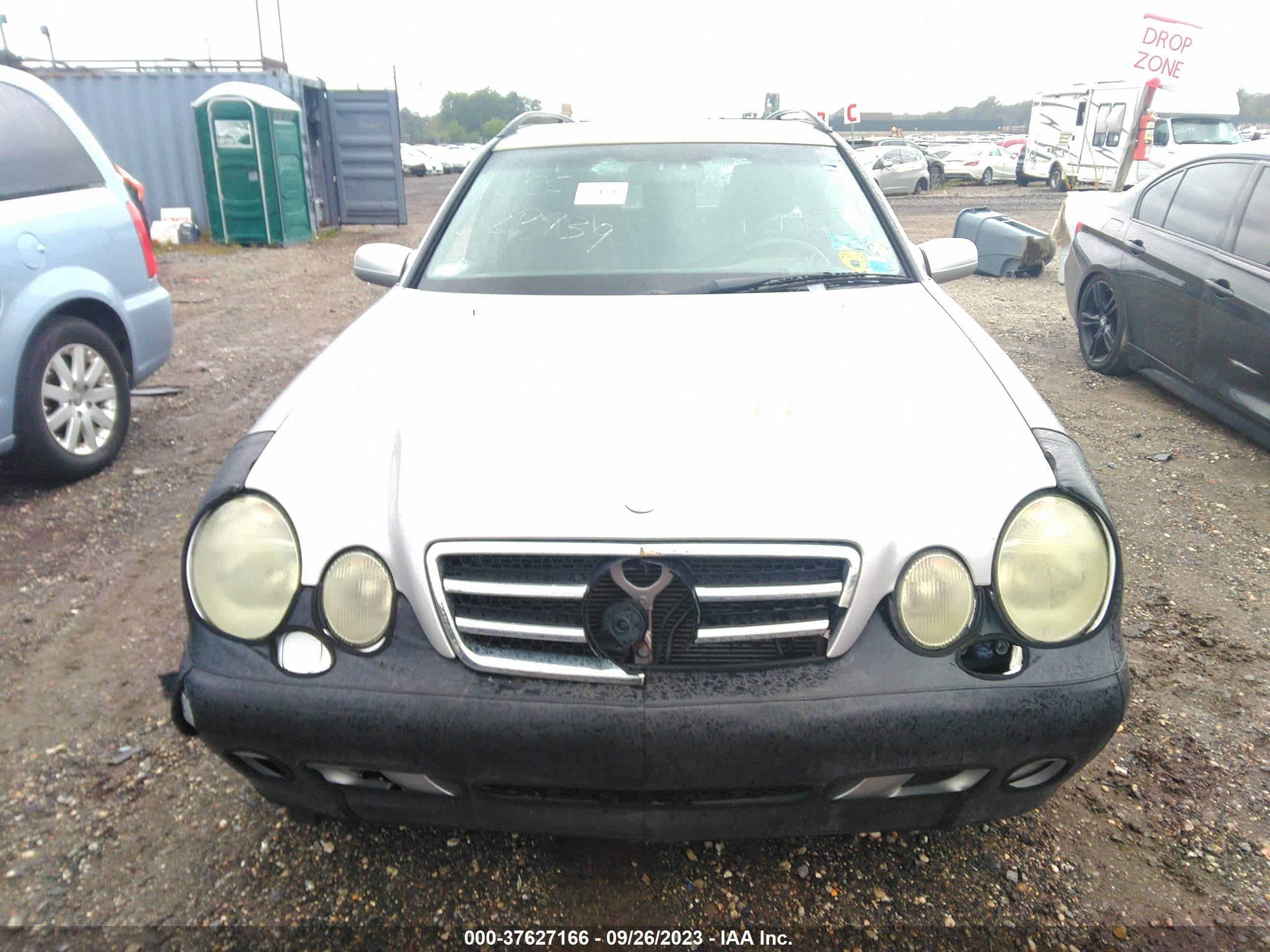 Photo 5 VIN: WDBJH82J7YX036478 - MERCEDES-BENZ E-KLASSE 