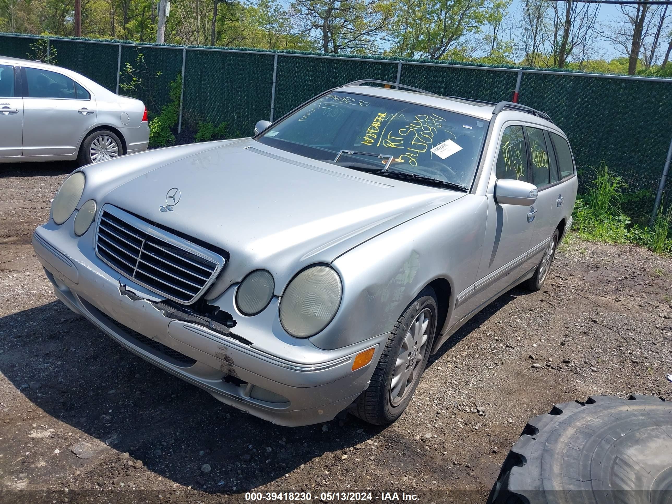 Photo 1 VIN: WDBJH82JX3X086803 - MERCEDES-BENZ NULL 