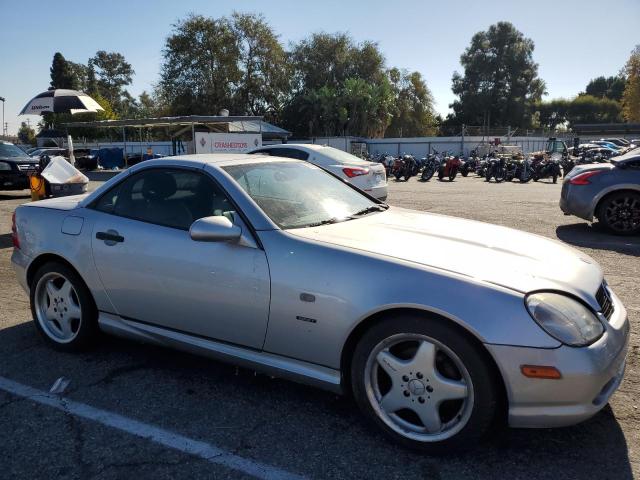 Photo 3 VIN: WDBKK47F2XF133532 - MERCEDES-BENZ SLK-CLASS 