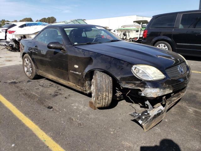 Photo 3 VIN: WDBKK47F3WF038220 - MERCEDES-BENZ SLK-CLASS 