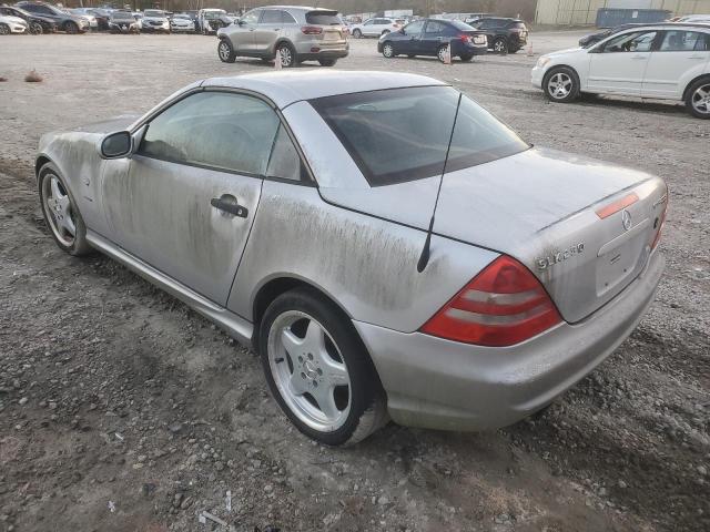 Photo 1 VIN: WDBKK47F4XF121477 - MERCEDES-BENZ SLK-CLASS 