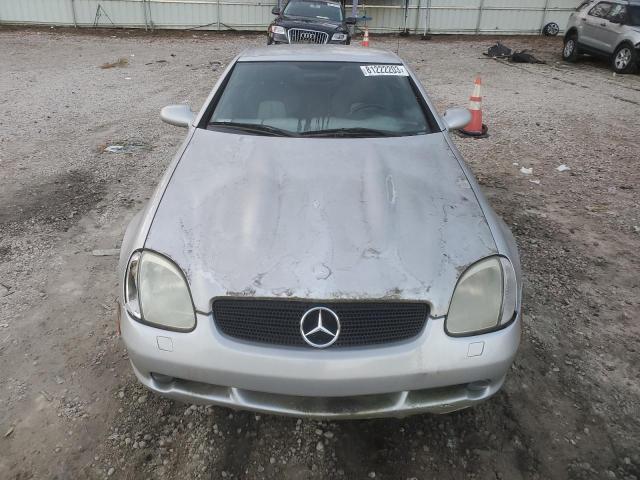 Photo 4 VIN: WDBKK47F4XF121477 - MERCEDES-BENZ SLK-CLASS 