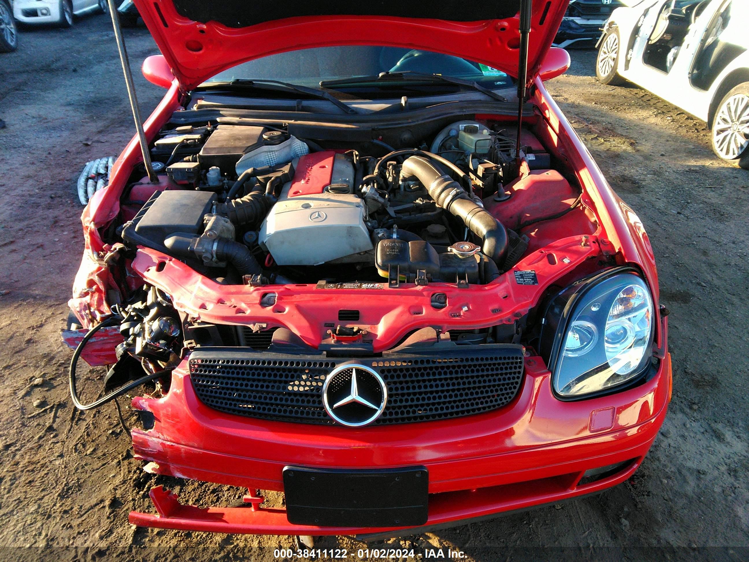 Photo 9 VIN: WDBKK47F7YF154071 - MERCEDES-BENZ SLK-KLASSE 