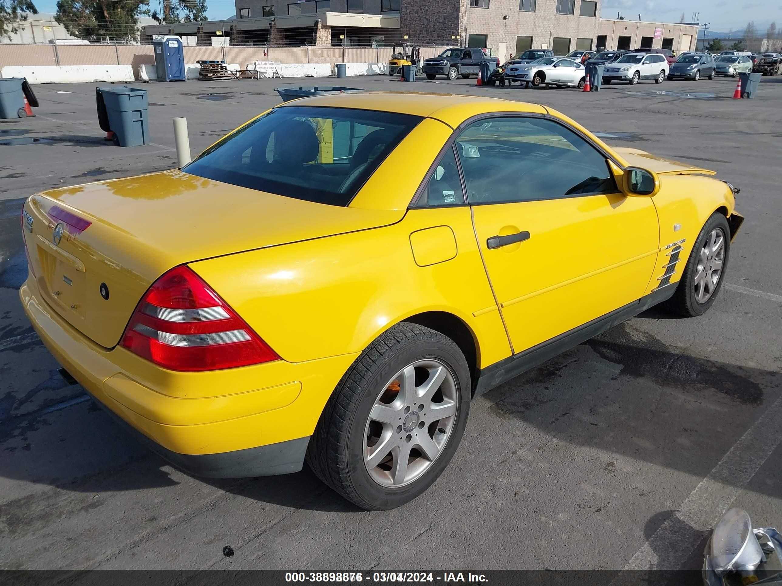 Photo 4 VIN: WDBKK47F8WF012535 - MERCEDES-BENZ SLK-KLASSE 