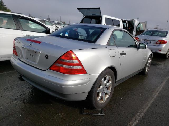 Photo 2 VIN: WDBKK47FXWF024122 - MERCEDES-BENZ SLK-CLASS 