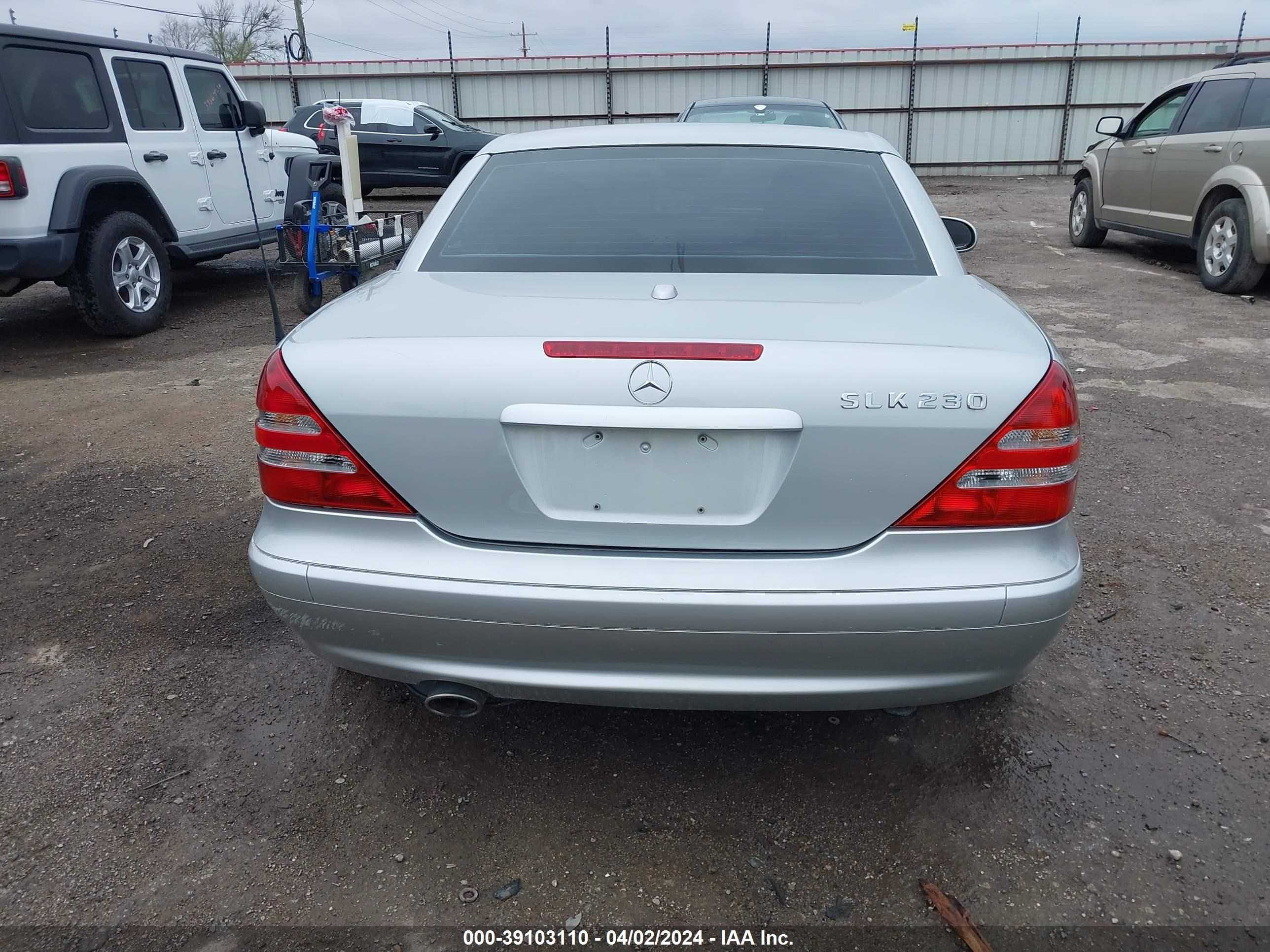 Photo 16 VIN: WDBKK49F01F228093 - MERCEDES-BENZ NULL 