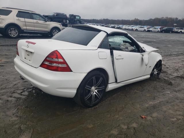 Photo 2 VIN: WDBKK49F11F190356 - MERCEDES-BENZ SLK 230 KO 