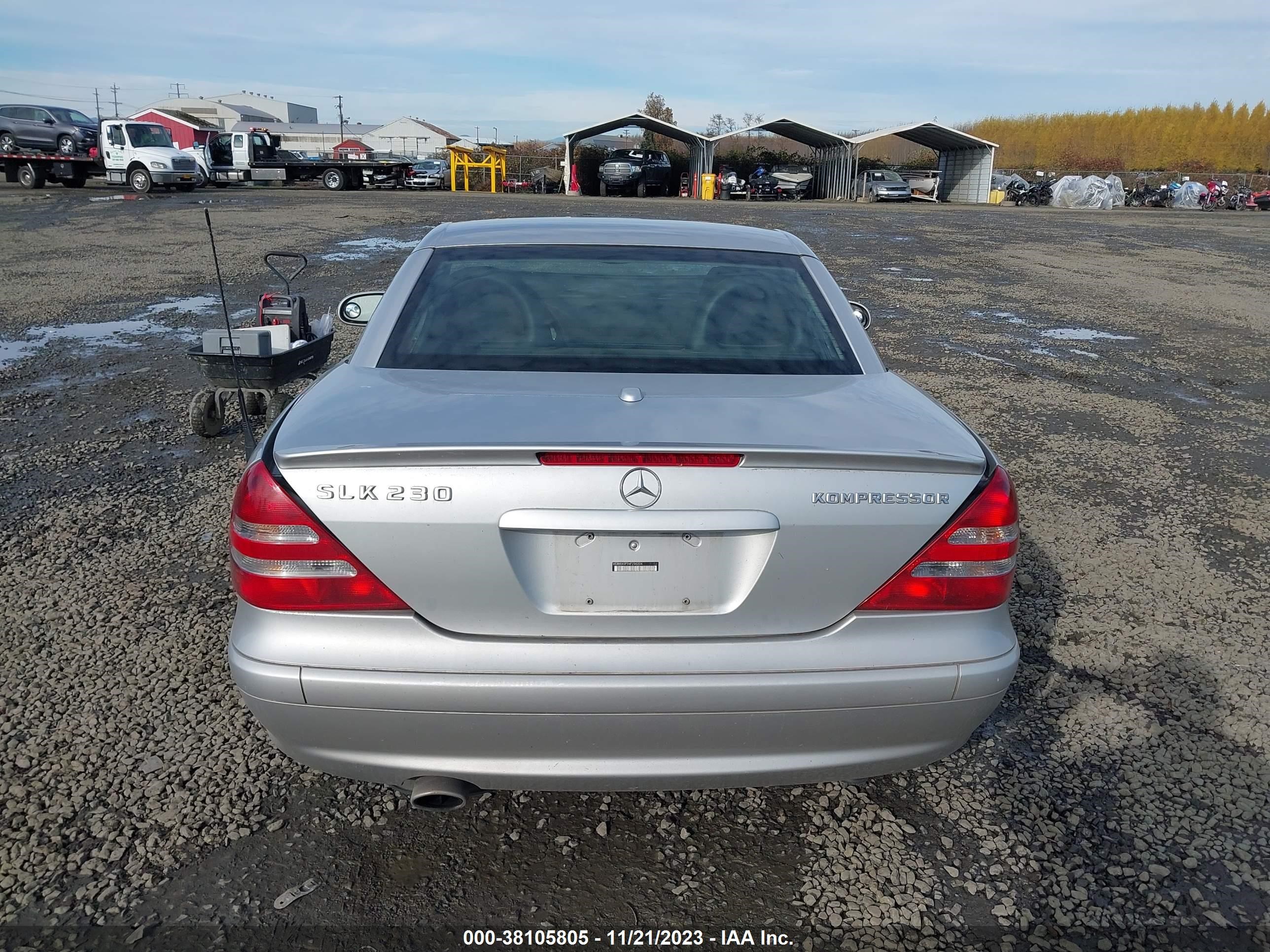 Photo 15 VIN: WDBKK49F94F296204 - MERCEDES-BENZ SLK-KLASSE 