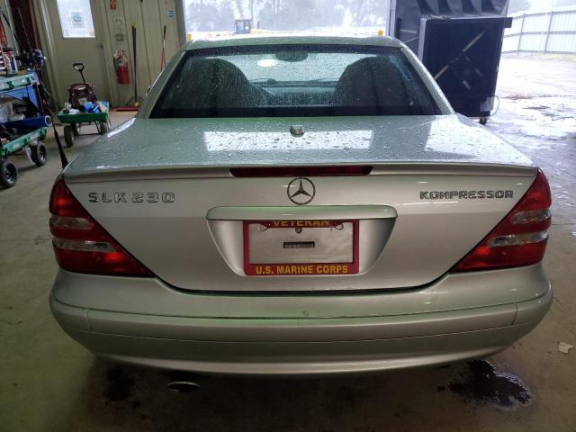 Photo 5 VIN: WDBKK49FX4F295823 - MERCEDES-BENZ SLK-CLASS 