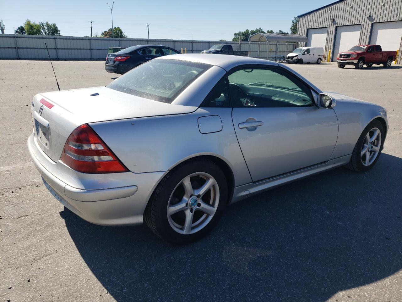 Photo 2 VIN: WDBKK65F21F217050 - MERCEDES-BENZ SLK-KLASSE 