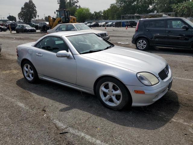 Photo 3 VIN: WDBKK65F42F260810 - MERCEDES-BENZ SLK-CLASS 