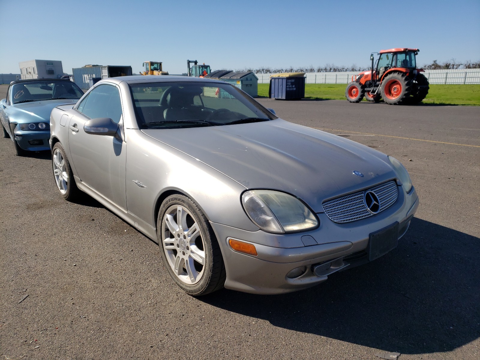 Photo 0 VIN: WDBKK65F64F310402 - MERCEDES-BENZ SLK 320 