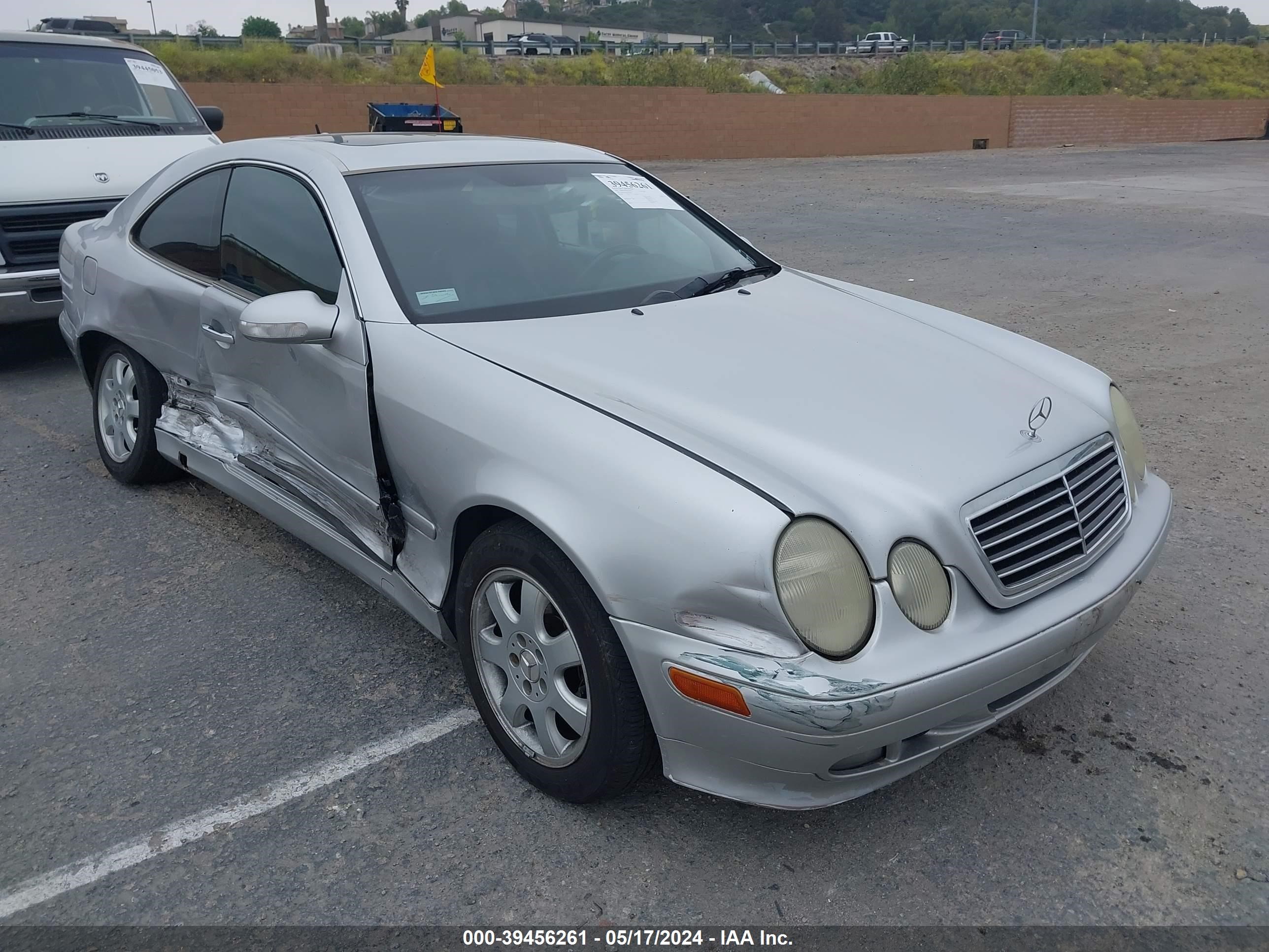 Photo 0 VIN: WDBLJ65G02F194045 - MERCEDES-BENZ CLK-KLASSE 