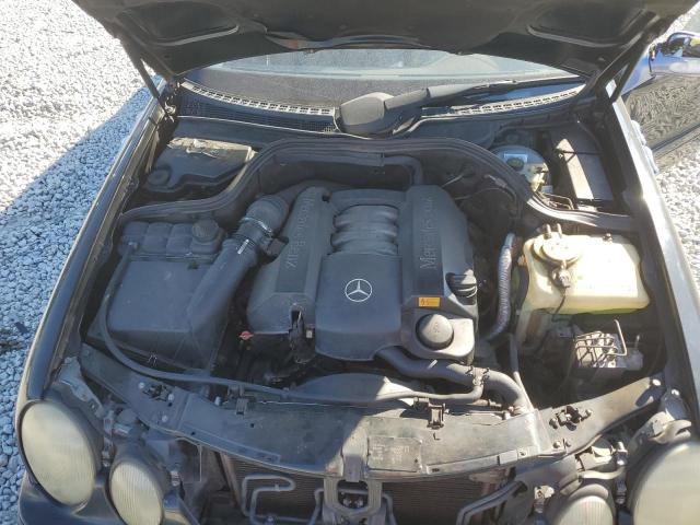 Photo 10 VIN: WDBLJ65G2YF135524 - MERCEDES-BENZ CLK 320 