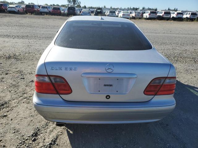 Photo 5 VIN: WDBLJ65G51T064763 - MERCEDES-BENZ CLK 320 