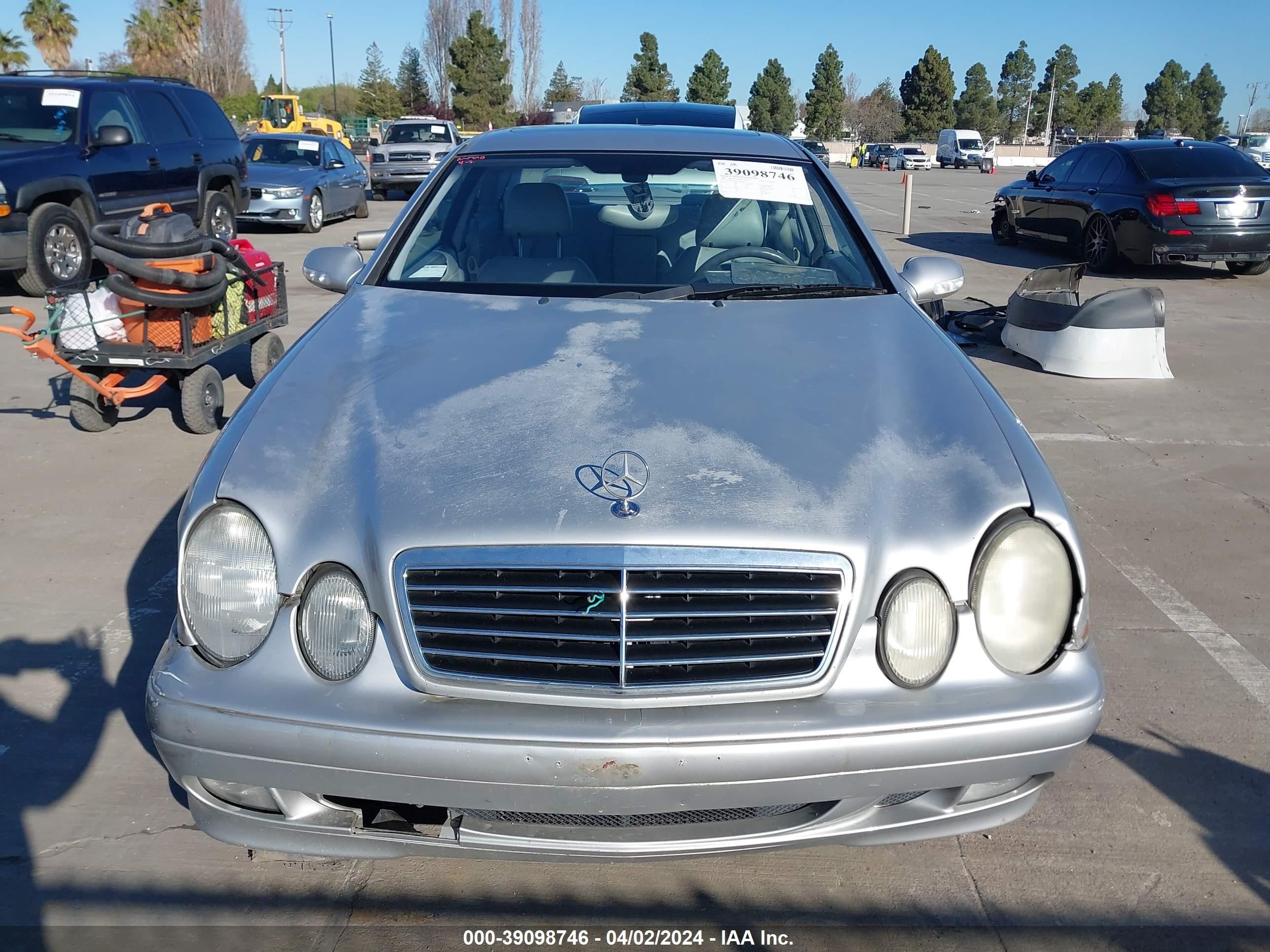 Photo 10 VIN: WDBLJ65G81T001835 - MERCEDES-BENZ CLK-KLASSE 