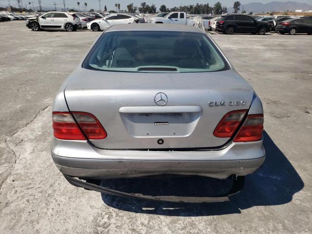 Photo 5 VIN: WDBLJ65G9XF065356 - MERCEDES-BENZ CLK 320 