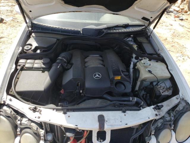 Photo 6 VIN: WDBLJ65G9YF159853 - MERCEDES-BENZ CLK 320 