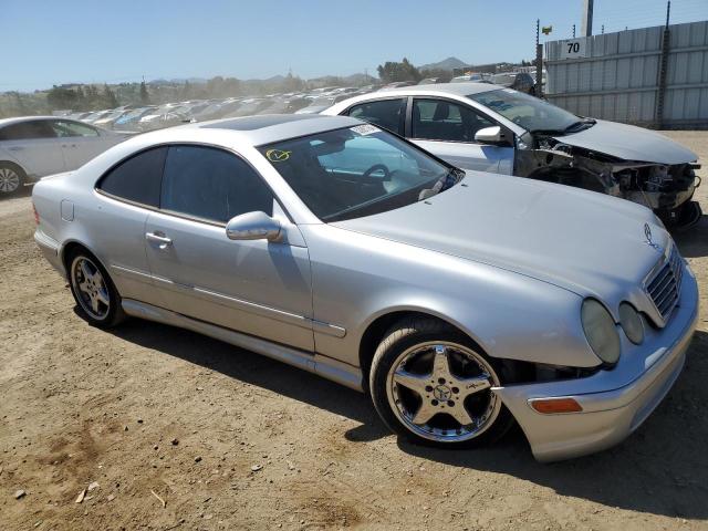 Photo 3 VIN: WDBLJ70G02T094283 - MERCEDES-BENZ CLK-CLASS 