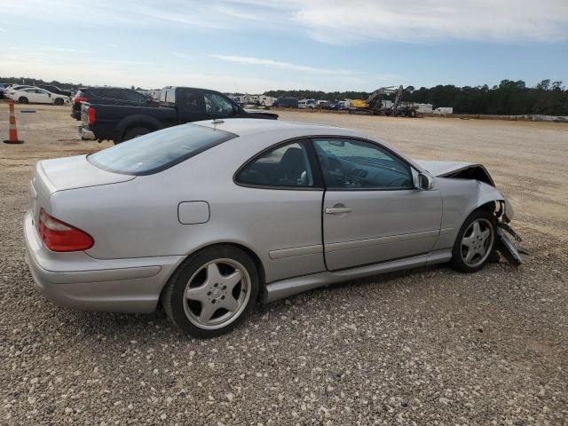 Photo 2 VIN: WDBLJ70G4YF137126 - MERCEDES-BENZ CLK 430 