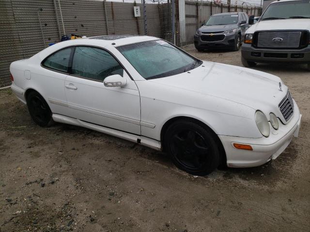 Photo 3 VIN: WDBLJ70G7YF117131 - MERCEDES-BENZ CLK-CLASS 