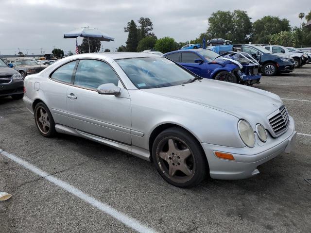 Photo 3 VIN: WDBLJ70G91F180771 - MERCEDES-BENZ CLK-CLASS 