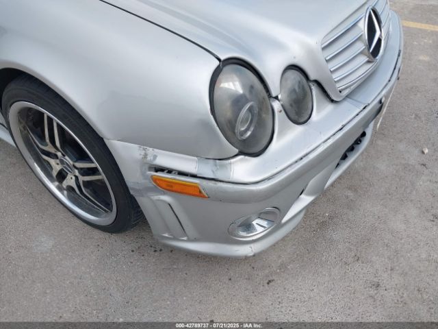 Photo 5 VIN: WDBLJ70GXXF064486 - MERCEDES-BENZ CLK-CLASS 