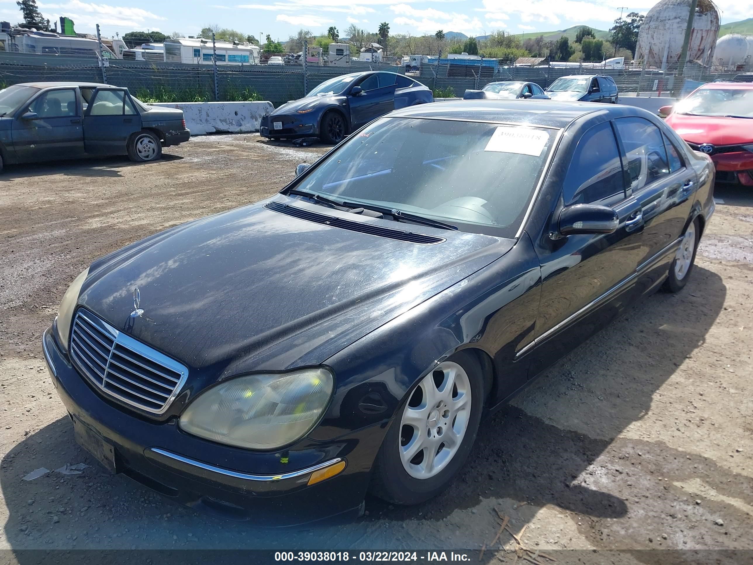 Photo 1 VIN: WDBLJ70GXYF090233 - MERCEDES-BENZ NULL 