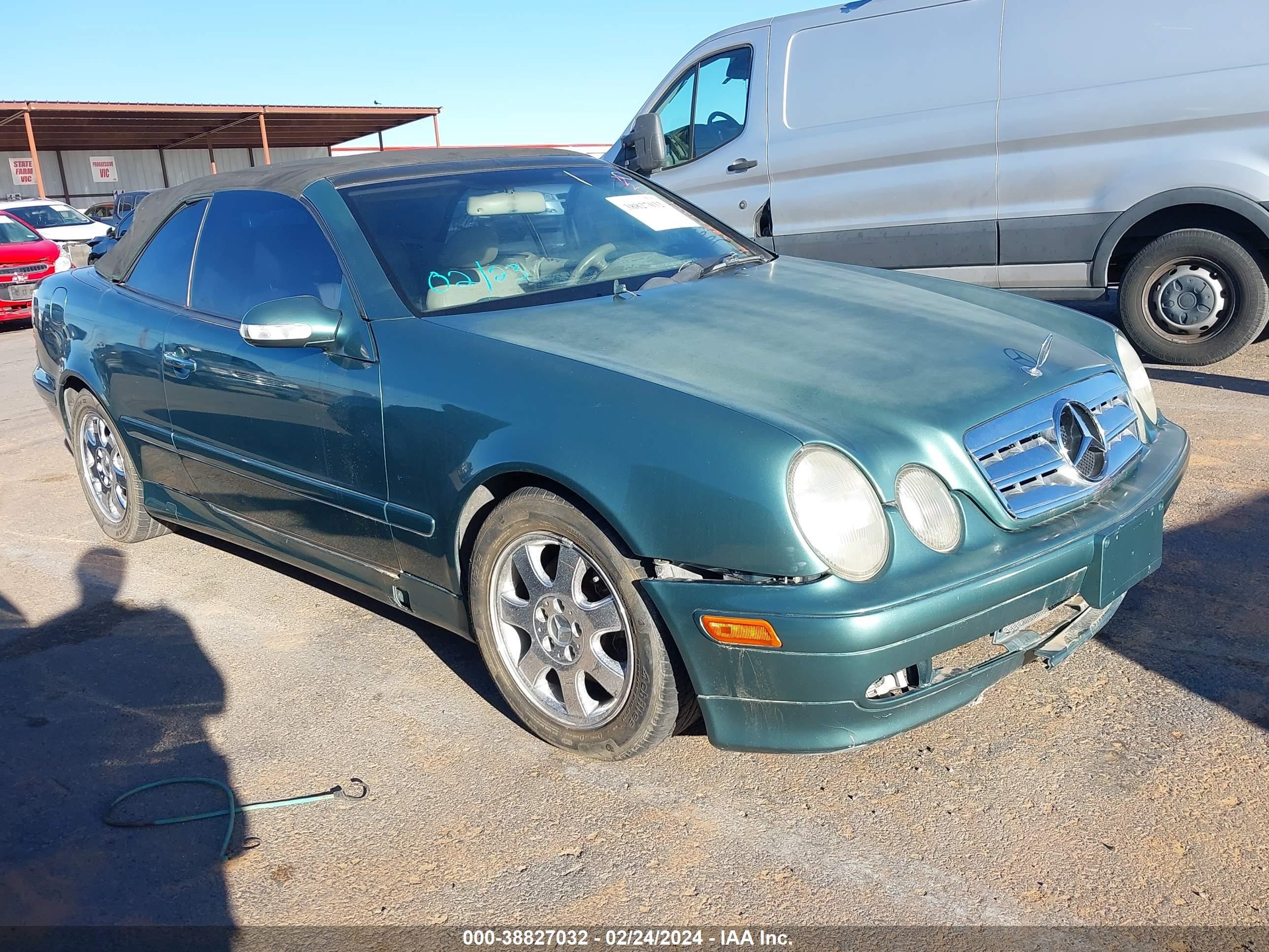 Photo 1 VIN: WDBLK65G03T135576 - MERCEDES-BENZ CLK-KLASSE 