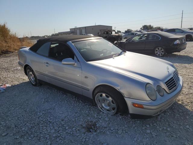 Photo 3 VIN: WDBLK65G7XT026957 - MERCEDES-BENZ CLK 320 