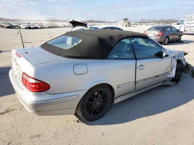 Photo 2 VIN: WDBLK65G83T133963 - MERCEDES-BENZ CLK-CLASS 