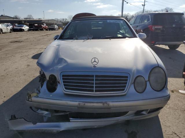 Photo 4 VIN: WDBLK65G83T133963 - MERCEDES-BENZ CLK-CLASS 