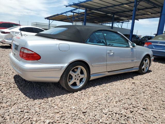 Photo 2 VIN: WDBLK70G23T137584 - MERCEDES-BENZ CLK-CLASS 