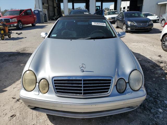 Photo 4 VIN: WDBLK70G23T143823 - MERCEDES-BENZ CLK 430 