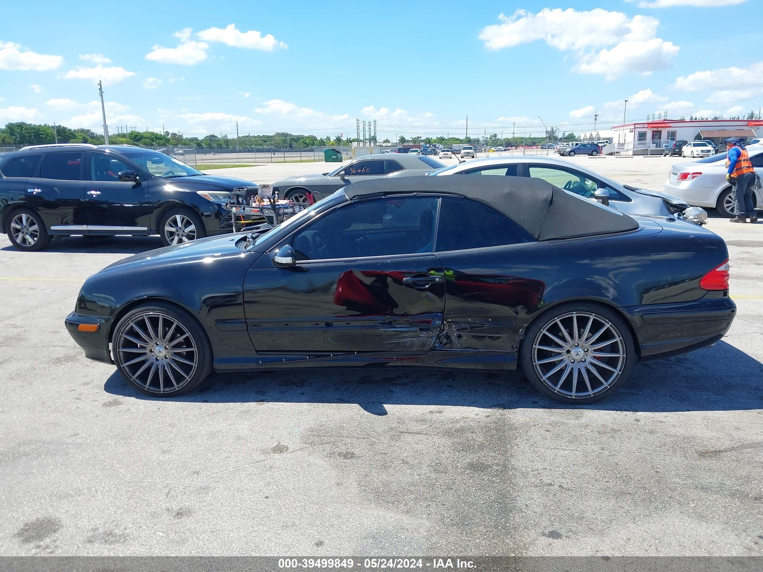 Photo 13 VIN: WDBLK70G72T125347 - MERCEDES-BENZ NULL 