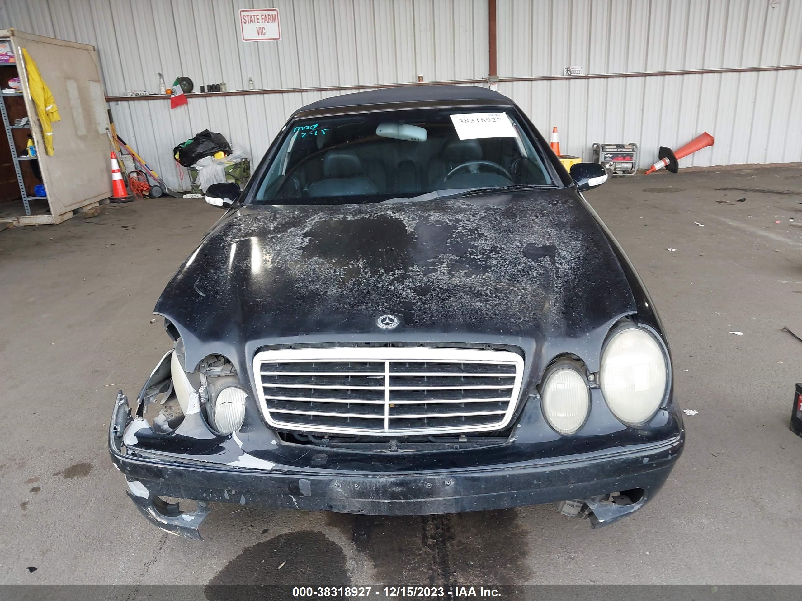 Photo 11 VIN: WDBLK70G81T063780 - MERCEDES-BENZ CLK-KLASSE 