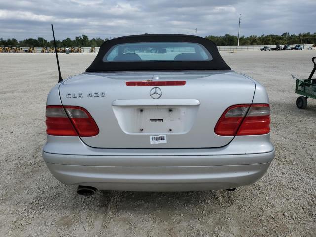 Photo 5 VIN: WDBLK70GX2T106811 - MERCEDES-BENZ CLK-CLASS 