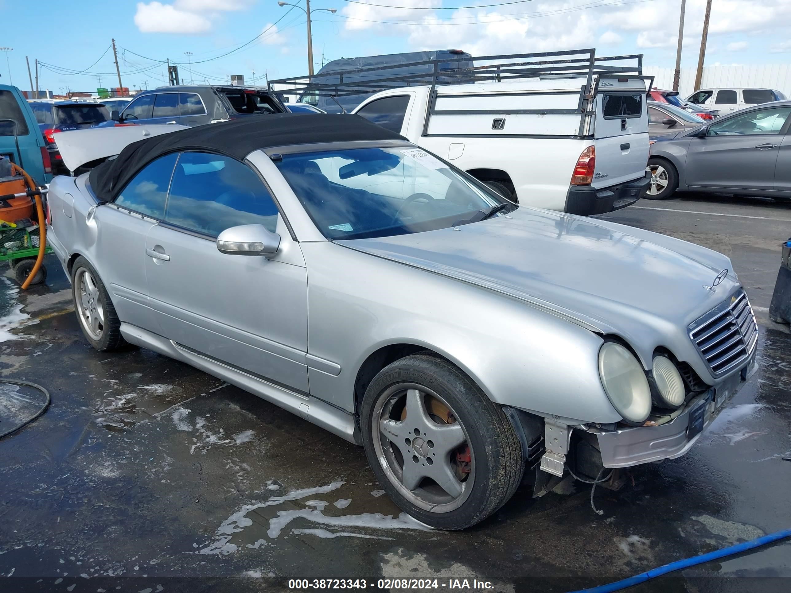 Photo 0 VIN: WDBLK74G82T108700 - MERCEDES-BENZ CLK-KLASSE 