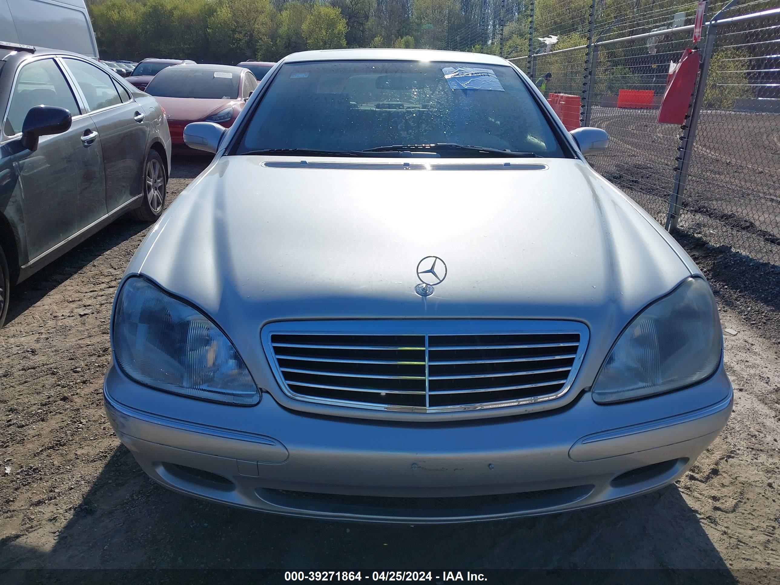 Photo 5 VIN: WDBNG70J2YA061373 - MERCEDES-BENZ NULL 