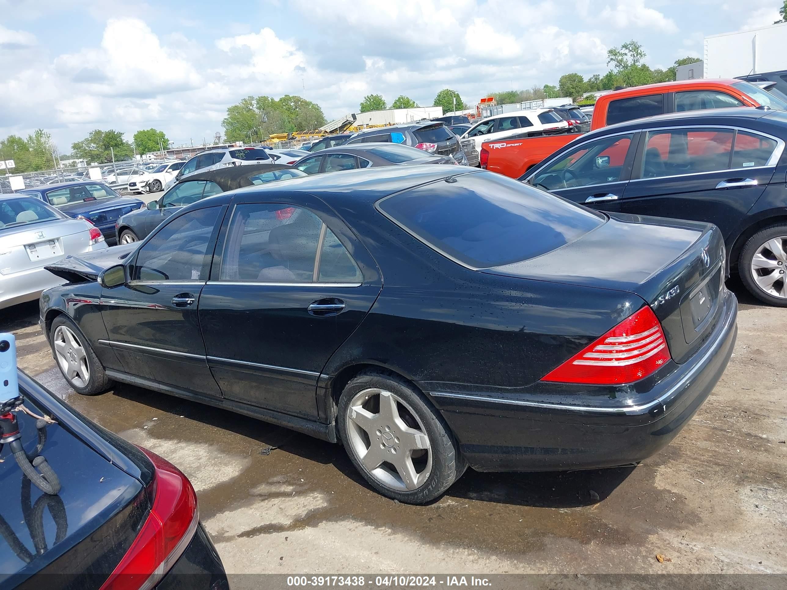 Photo 13 VIN: WDBNG70J63A328037 - MERCEDES-BENZ NULL 