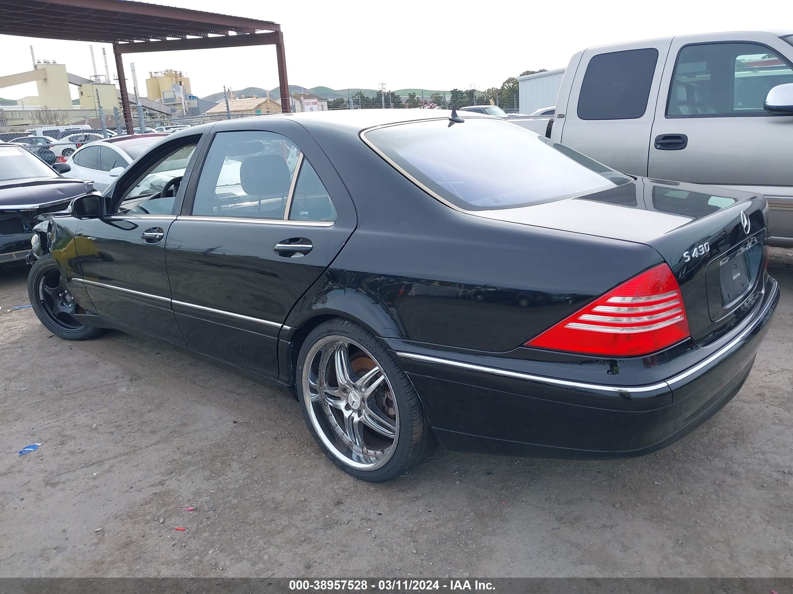 Photo 2 VIN: WDBNG70JX4A396200 - MERCEDES-BENZ NULL 